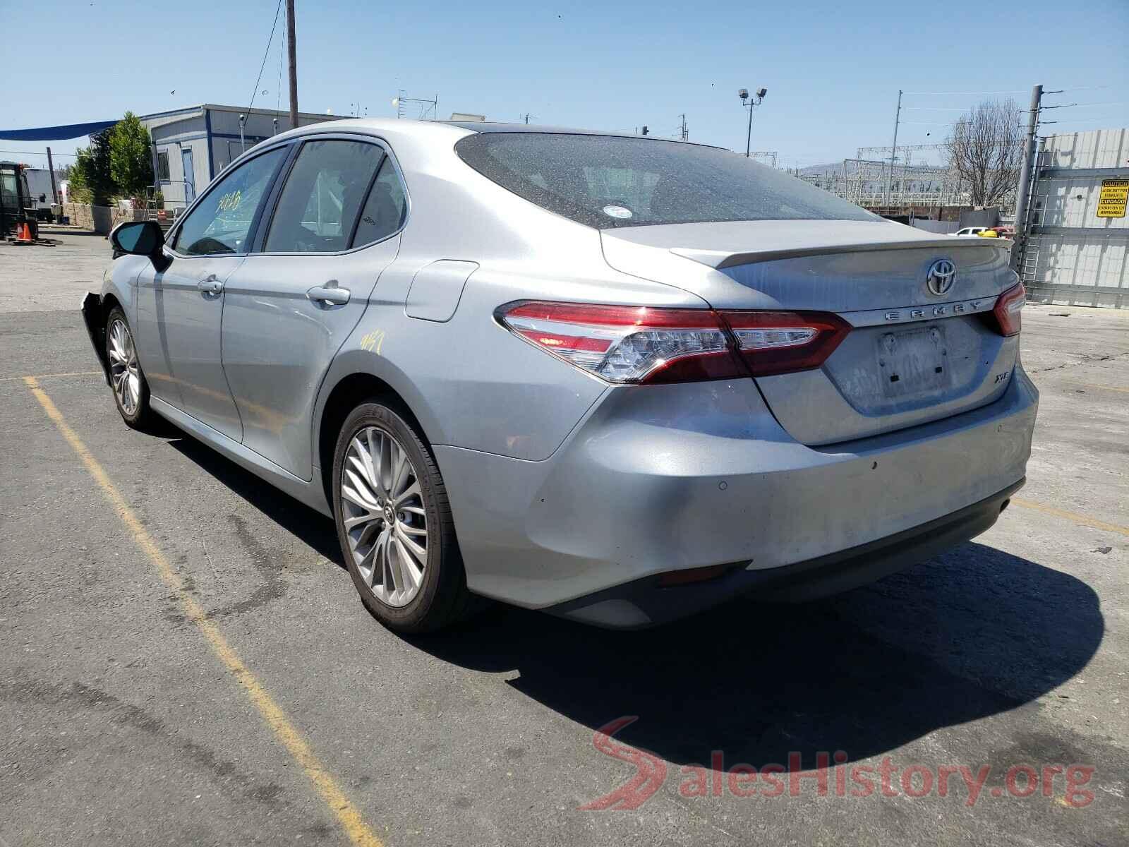 4T1B11HK9JU095553 2018 TOYOTA CAMRY