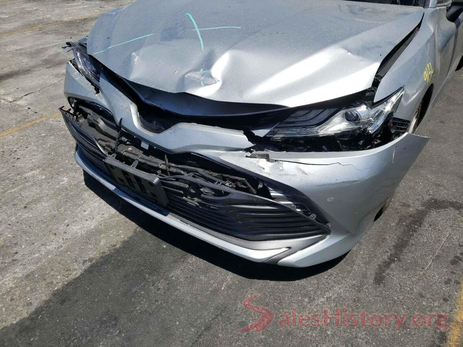 4T1B11HK9JU095553 2018 TOYOTA CAMRY