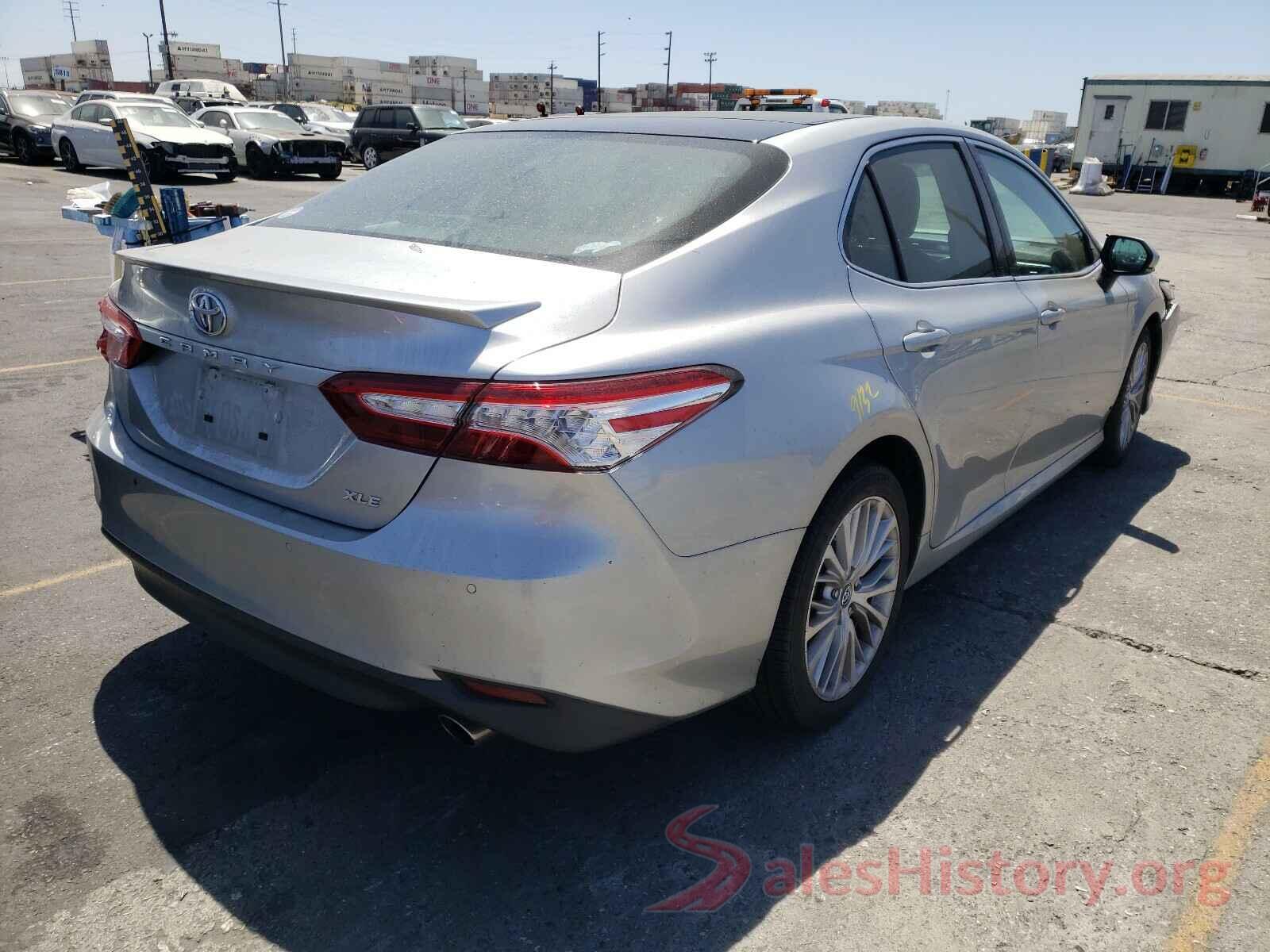 4T1B11HK9JU095553 2018 TOYOTA CAMRY