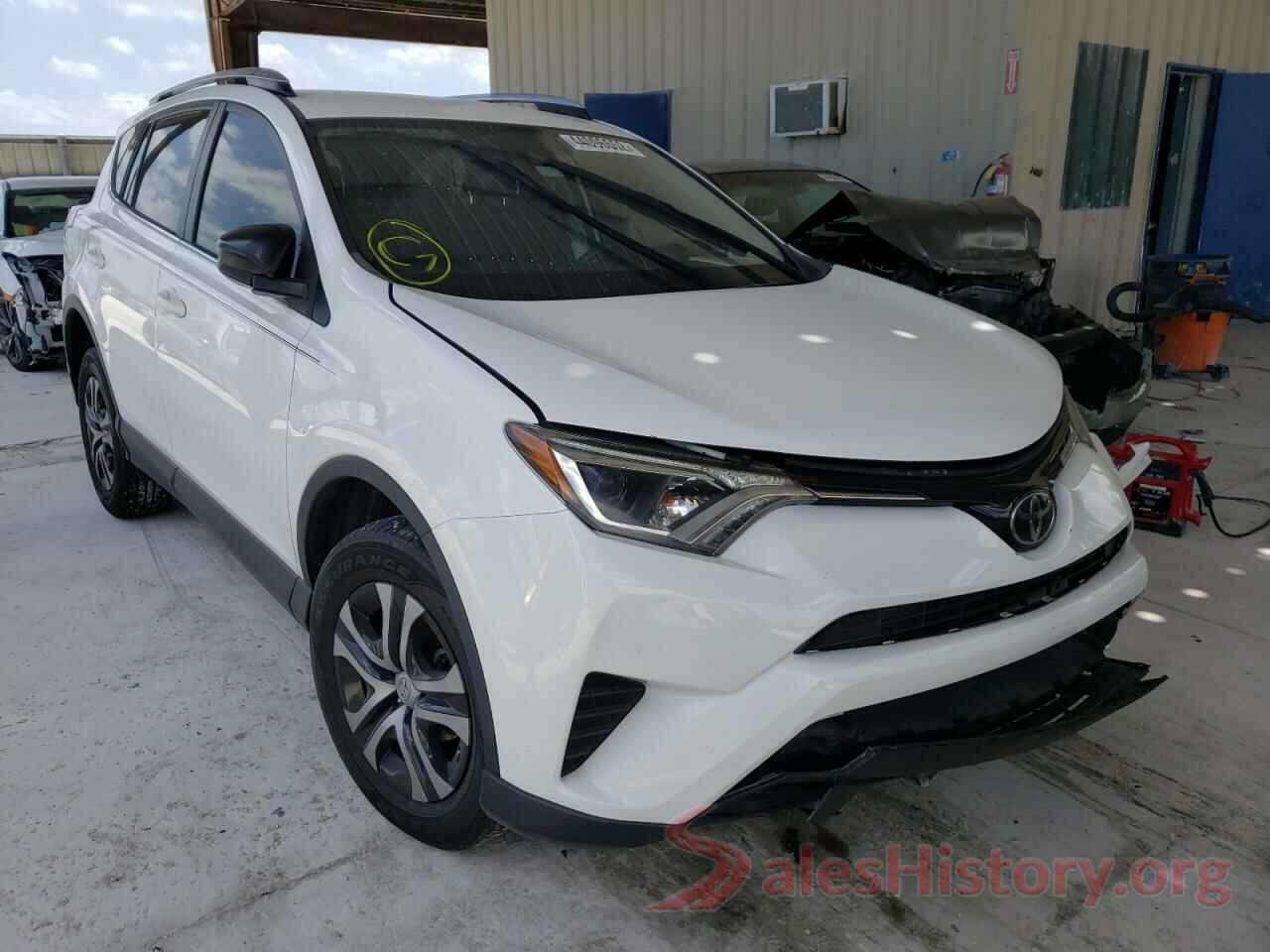 JTMZFREV0JJ155318 2018 TOYOTA RAV4