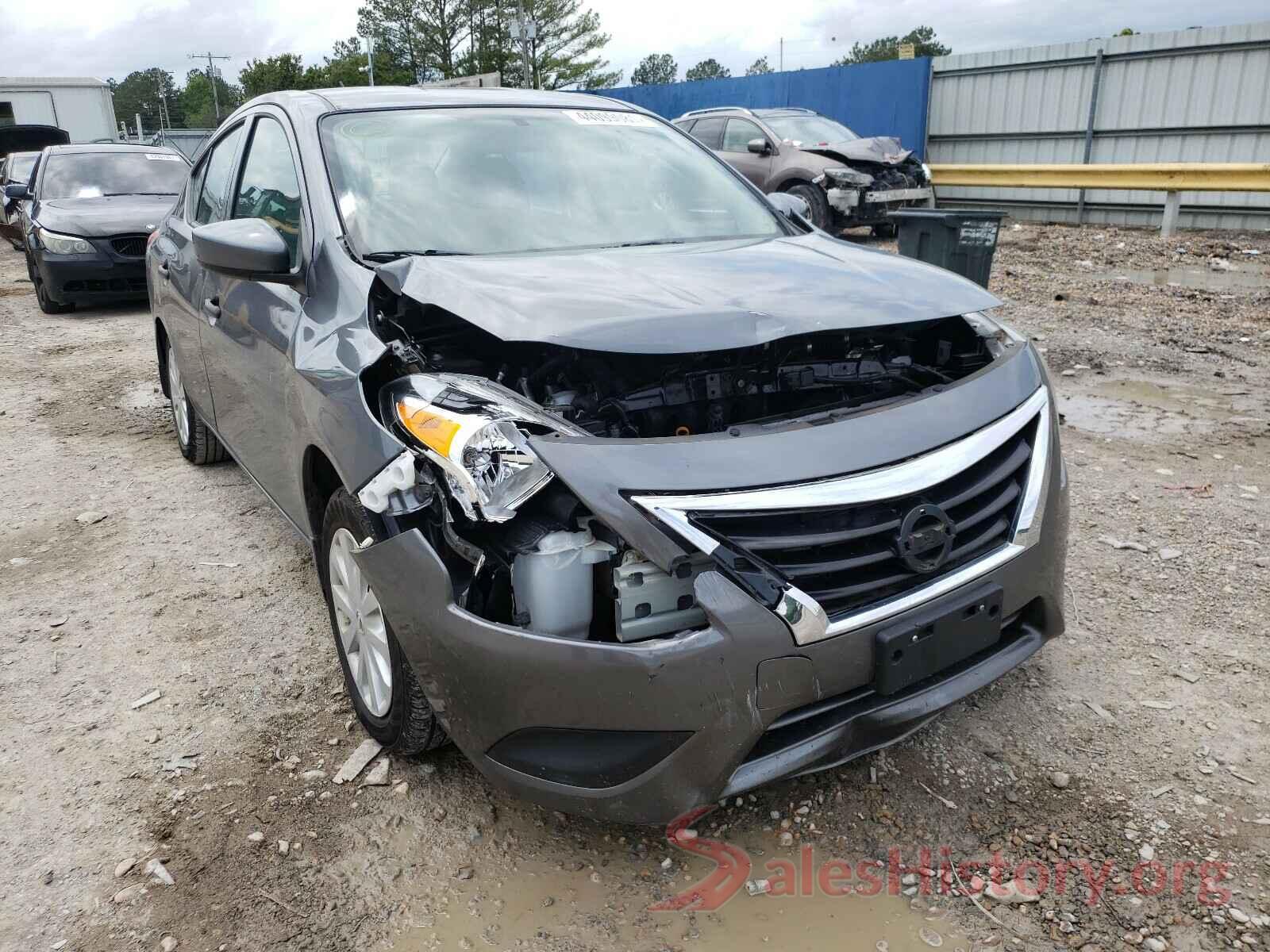 3N1CN7AP2KL828143 2019 NISSAN VERSA