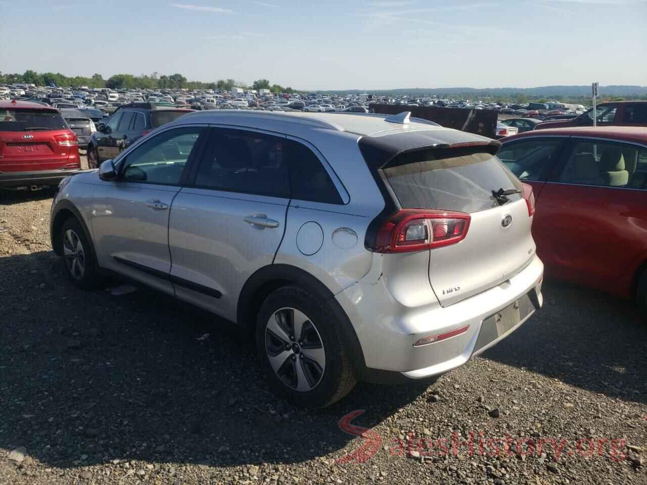 KNDCB3LC8H5080936 2017 KIA NIRO