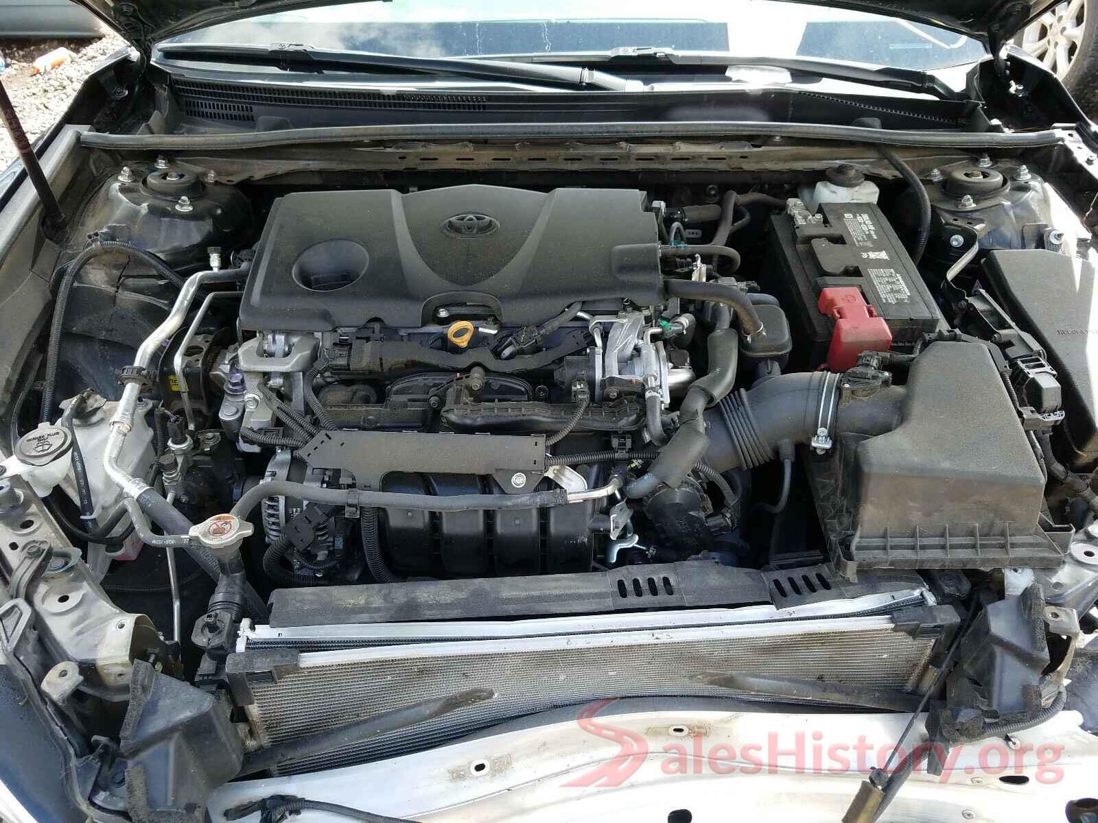 4T1B11HK9JU639727 2018 TOYOTA CAMRY