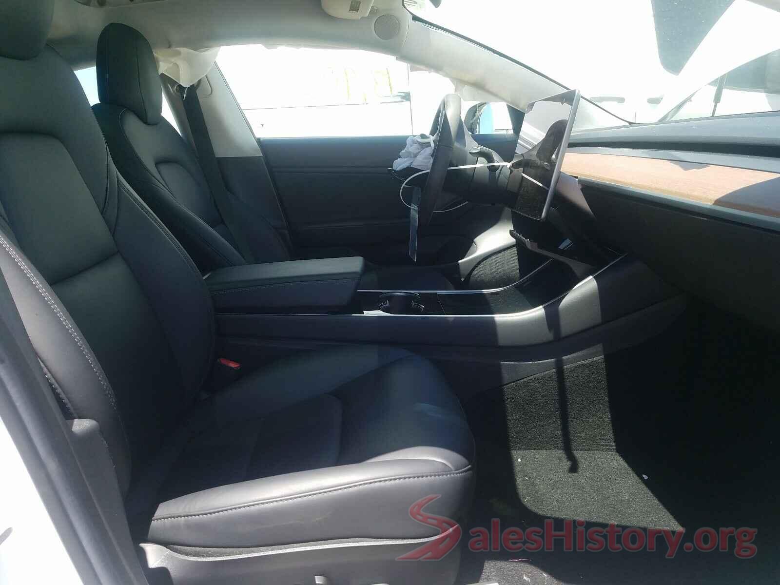 5YJ3E1EAXKF484558 2019 TESLA MODEL 3