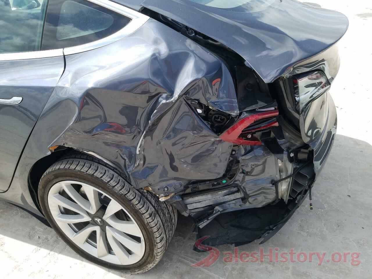 5YJ3E1EA7JF024207 2018 TESLA MODEL 3