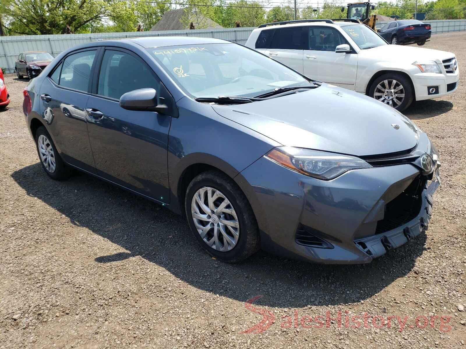 2T1BURHE5JC088004 2018 TOYOTA COROLLA