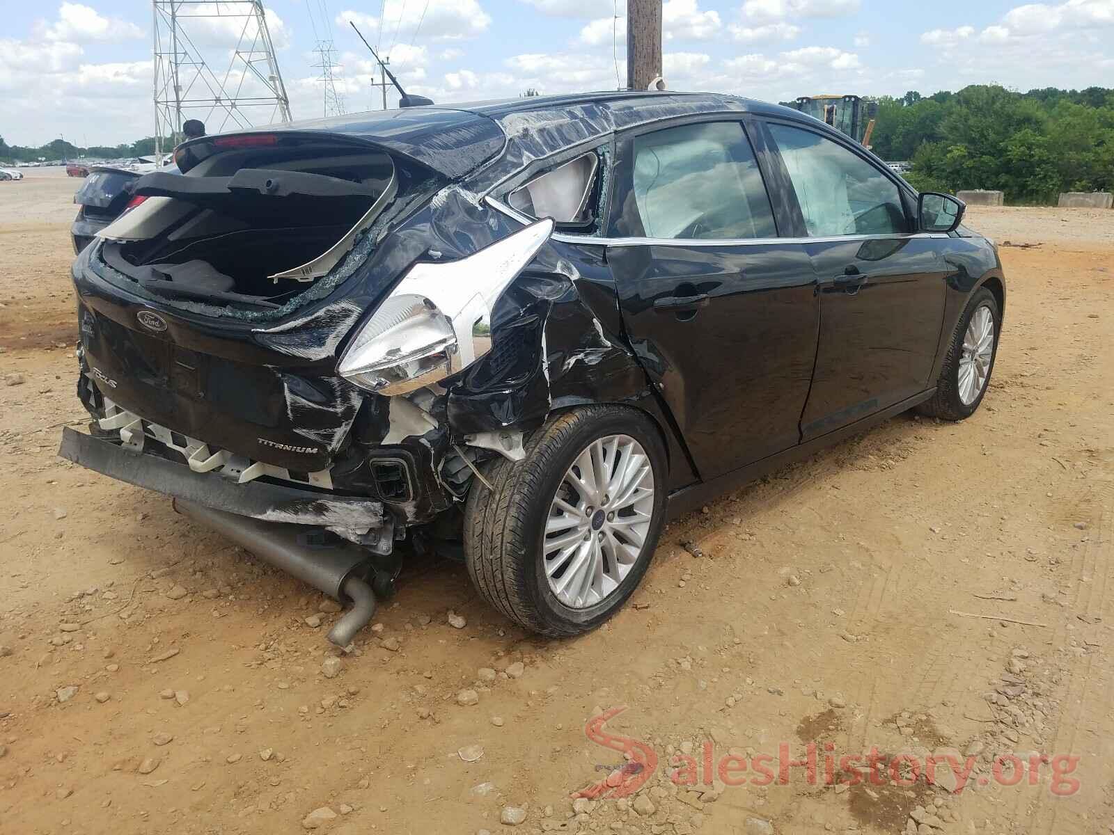 1FADP3N21JL294720 2018 FORD FOCUS