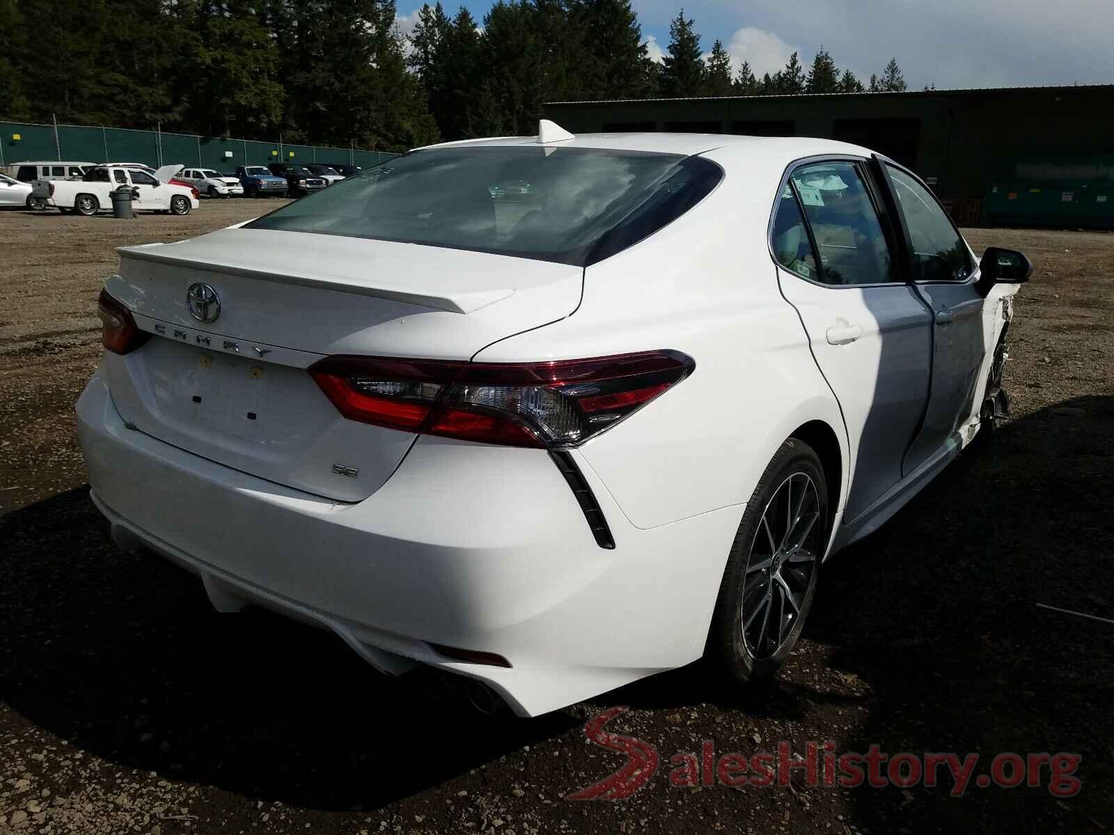 4T1G11AK5MU543856 2021 TOYOTA CAMRY