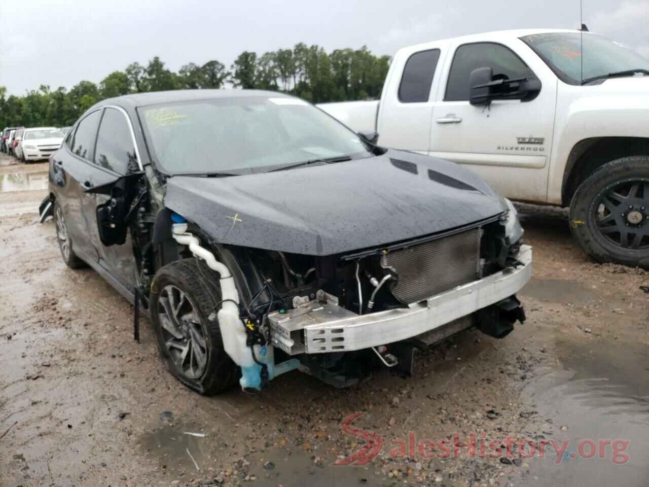 2HGFC2F7XJH563055 2018 HONDA CIVIC