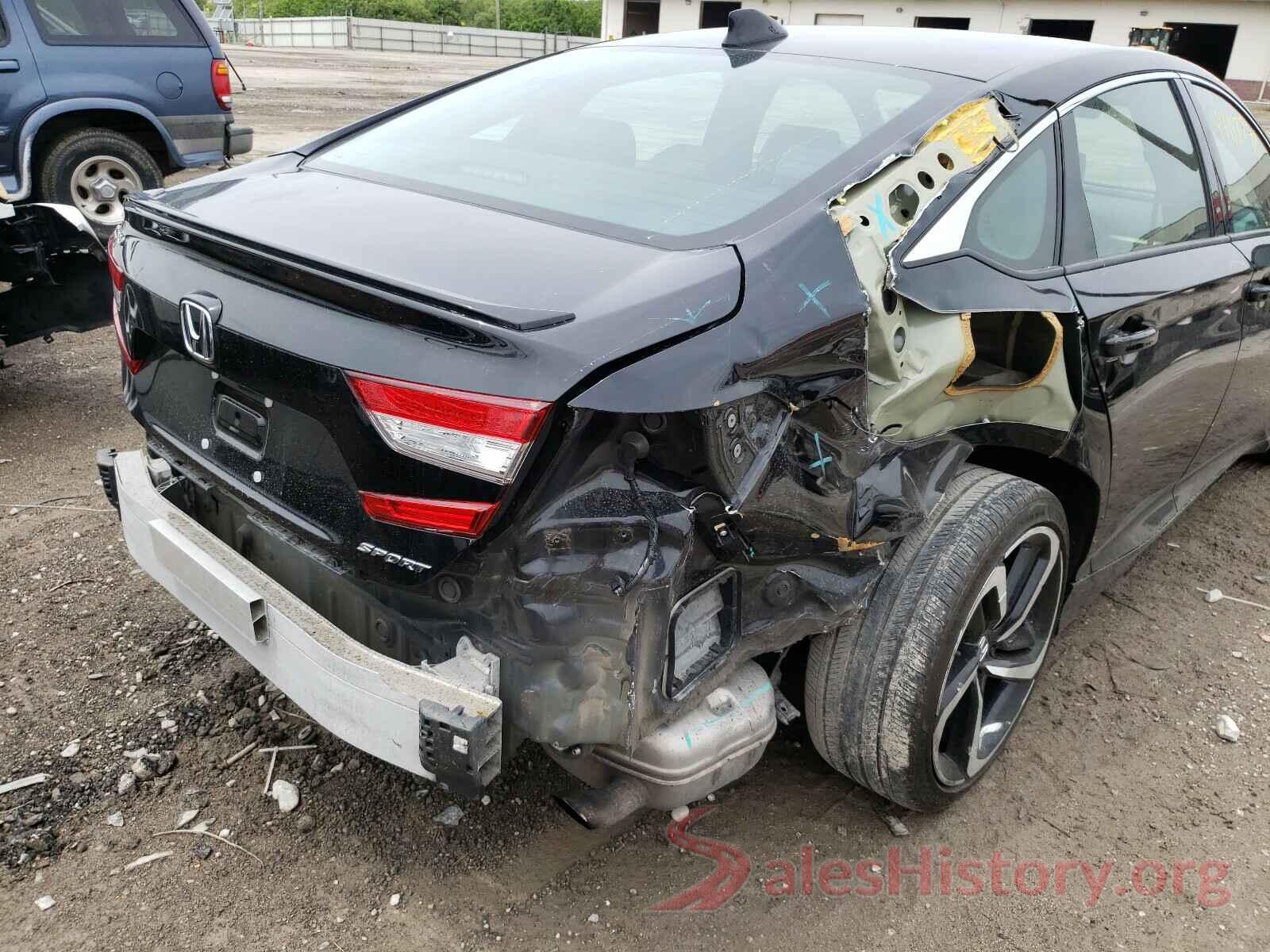 1HGCV1F37JA181293 2018 HONDA ACCORD