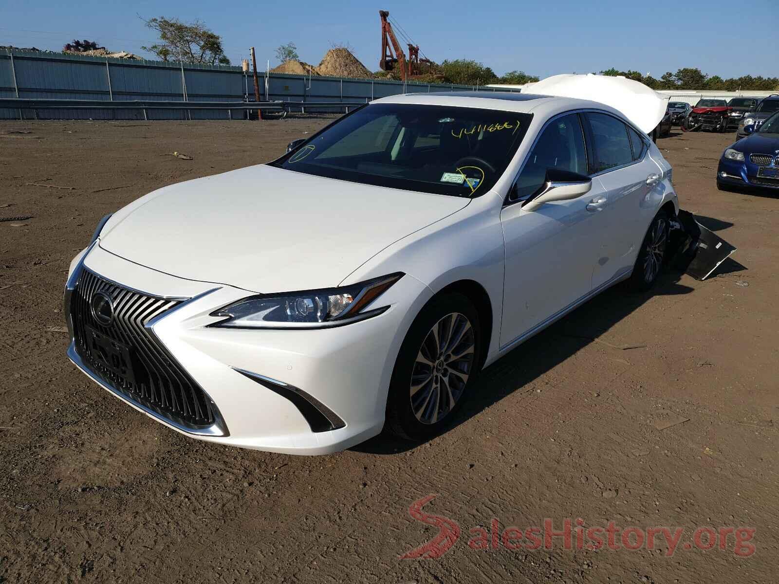 58ADZ1B12LU080132 2020 LEXUS ES350