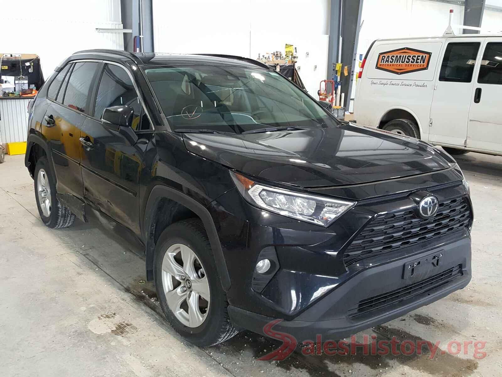 2T3P1RFV6KC032647 2019 TOYOTA RAV4