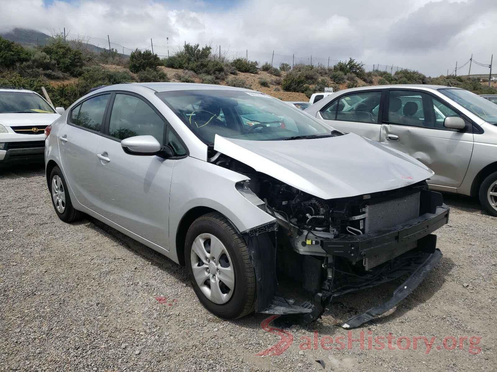 3KPFK4A77JE270701 2018 KIA FORTE