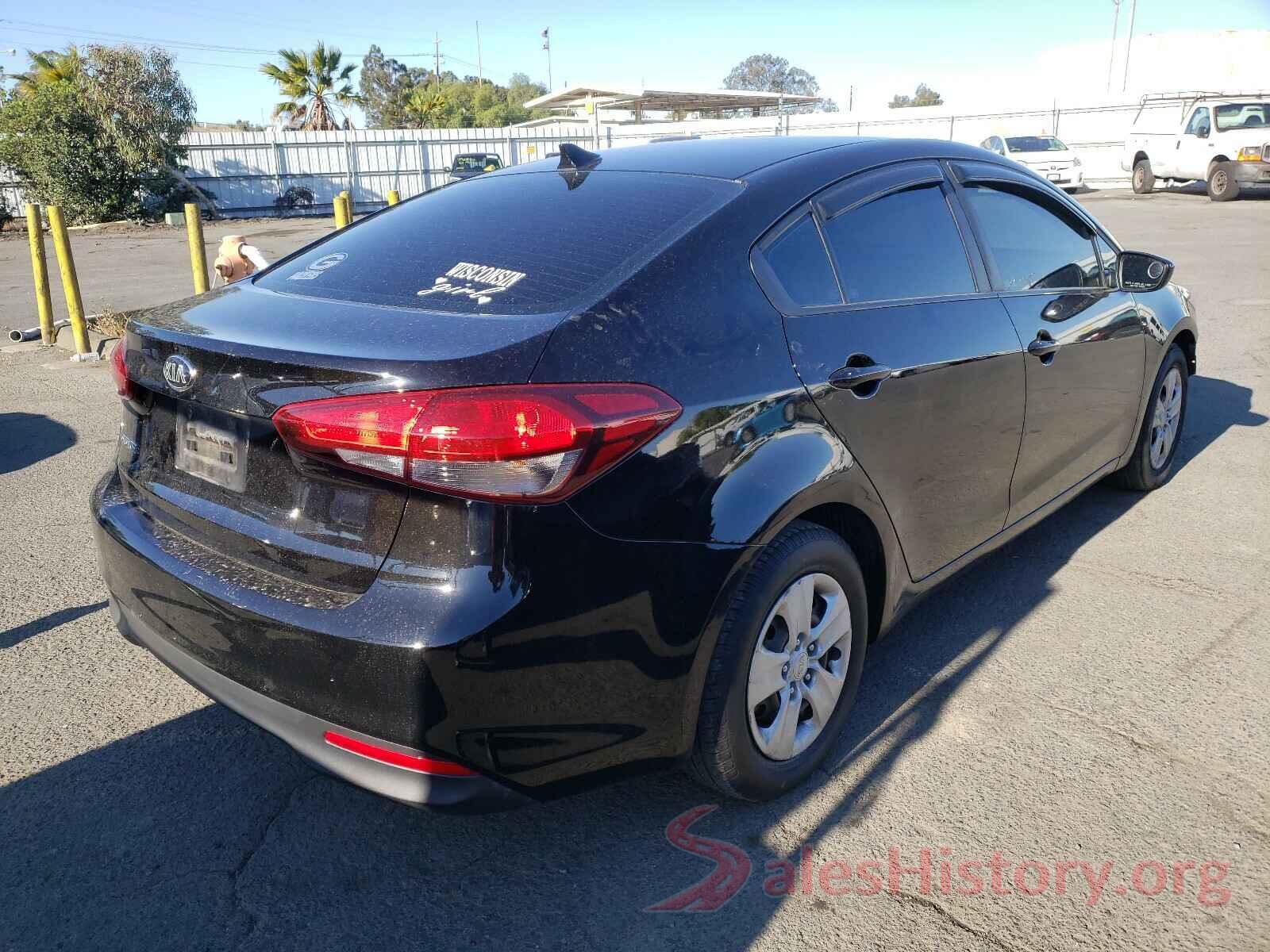 3KPFK4A7XHE049801 2017 KIA FORTE