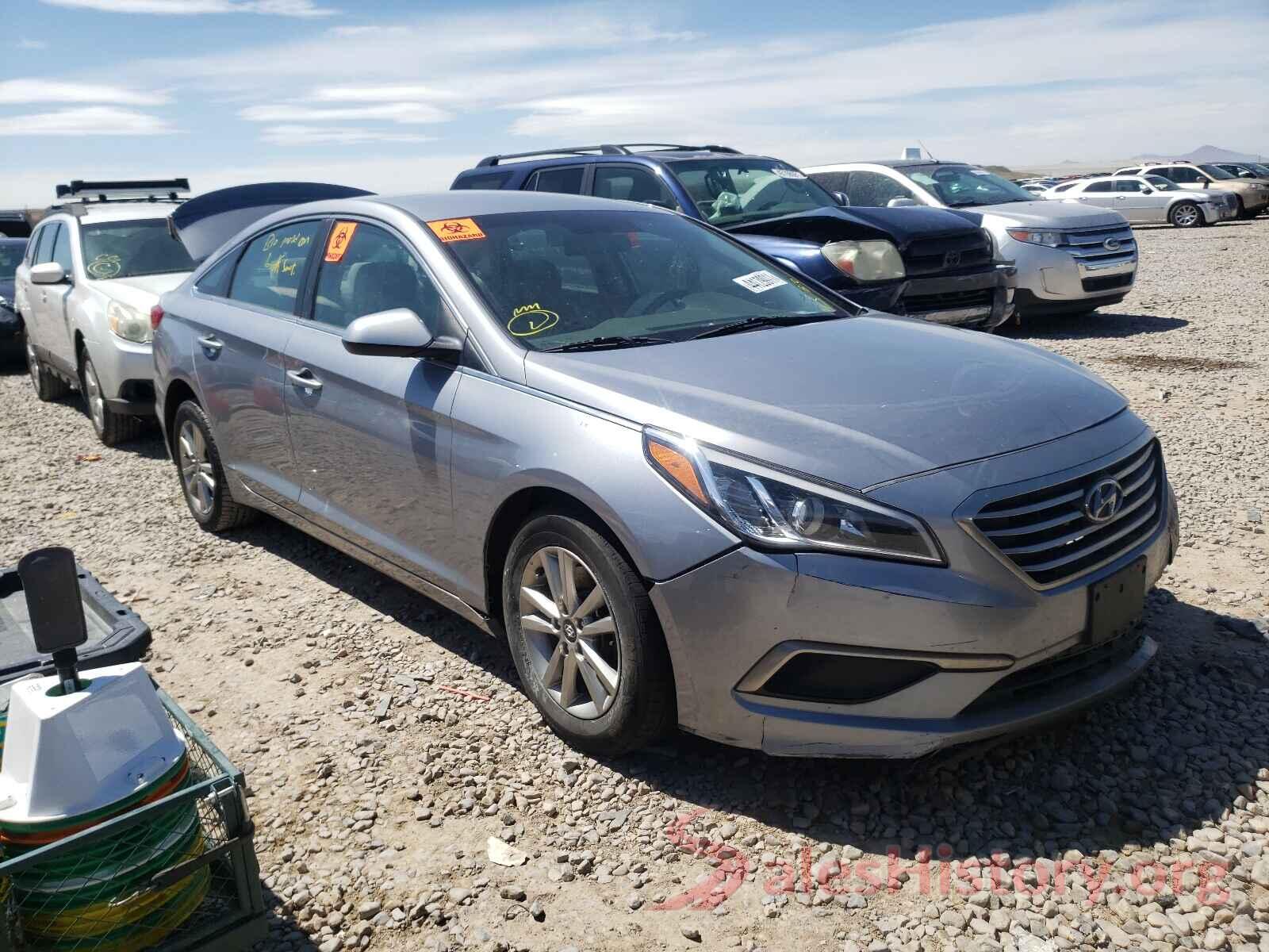 5NPE24AF8HH473556 2017 HYUNDAI SONATA