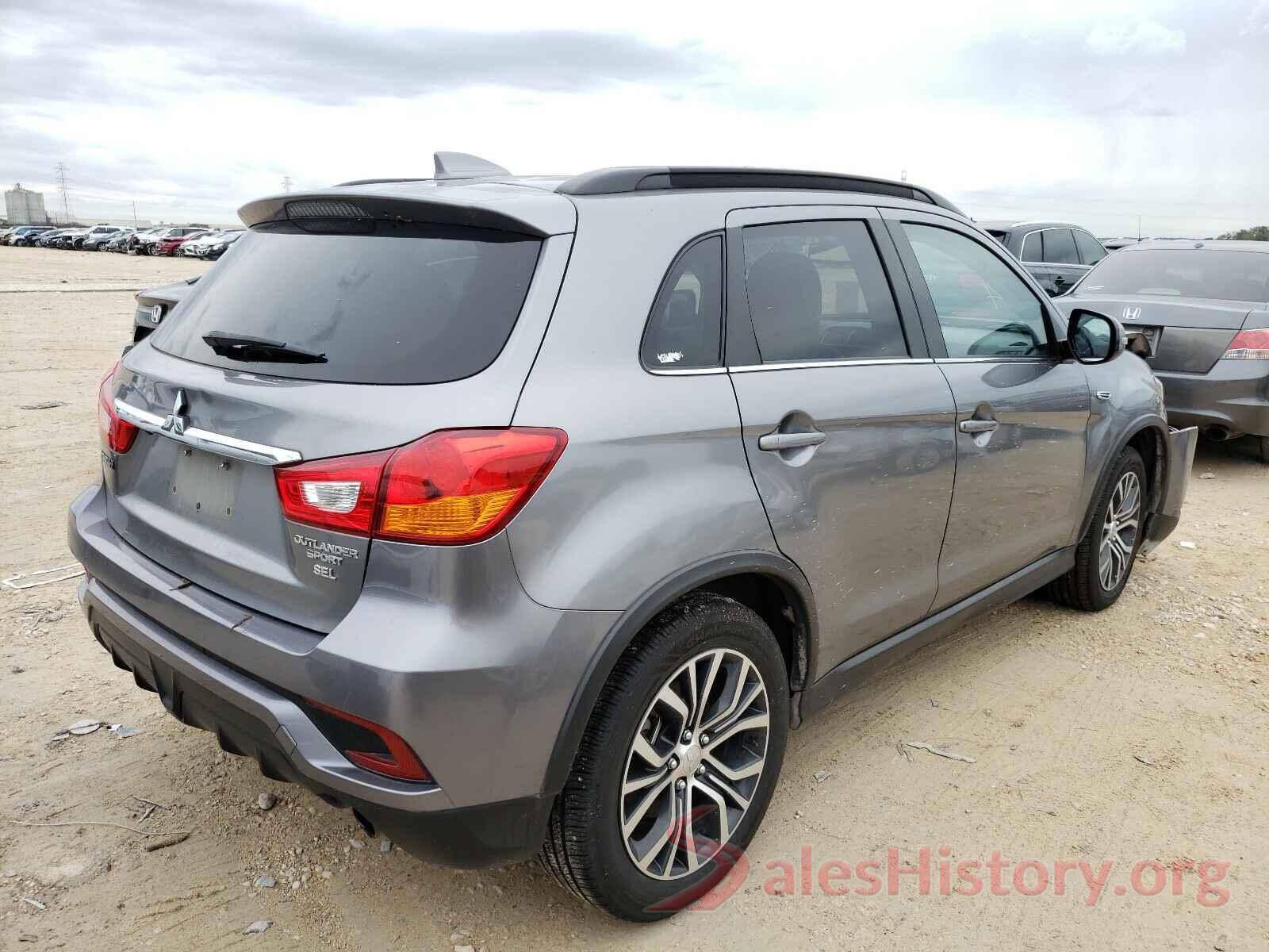 JA4AP4AW1JU002046 2018 MITSUBISHI OUTLANDER