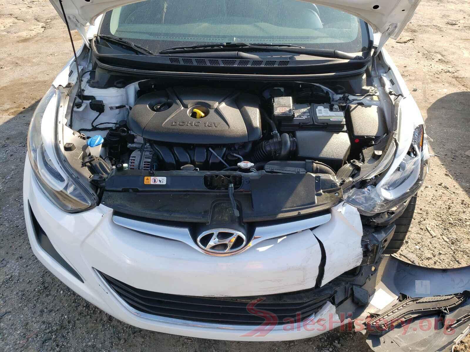 5NPDH4AE8GH759956 2016 HYUNDAI ELANTRA