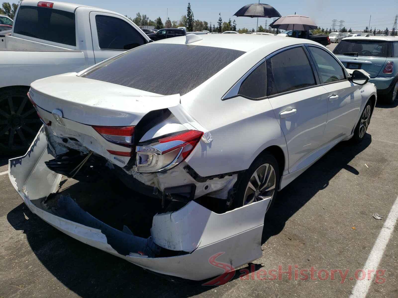 1HGCV3F18JA010420 2018 HONDA ACCORD