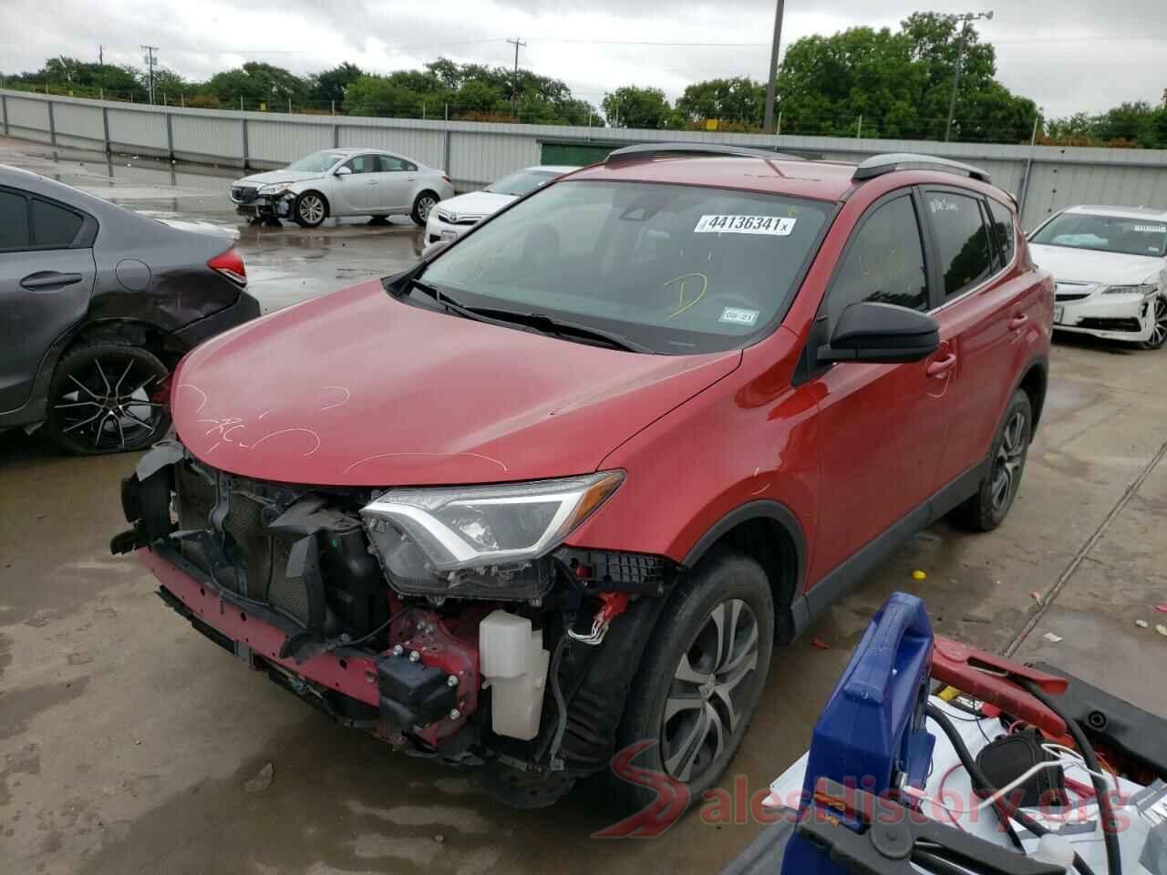 JTMZFREV7HJ130975 2017 TOYOTA RAV4