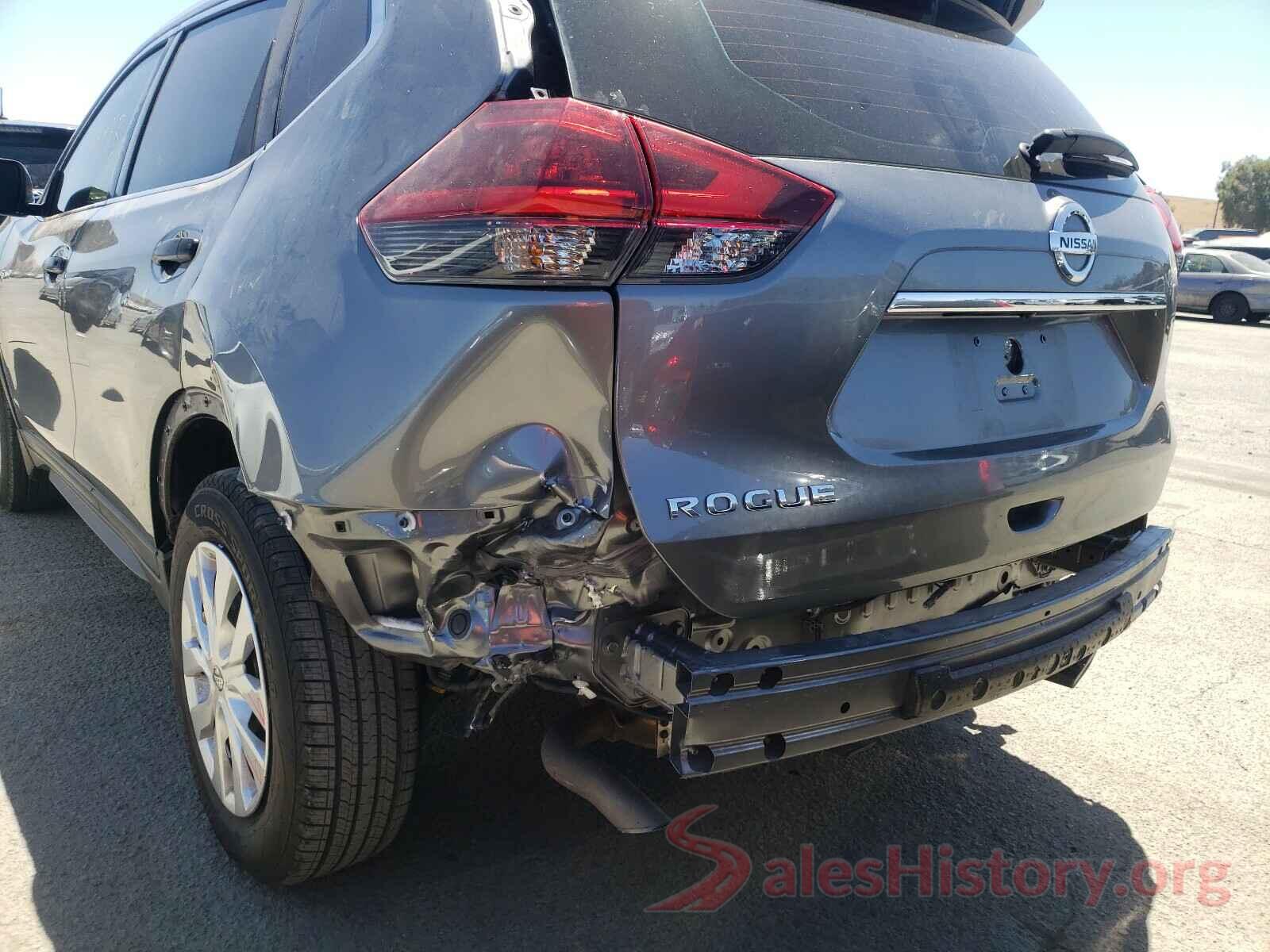 KNMAT2MT5JP577918 2018 NISSAN ROGUE