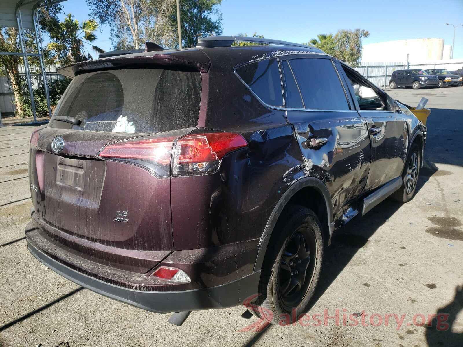 2T3BFREV1JW749676 2018 TOYOTA RAV4