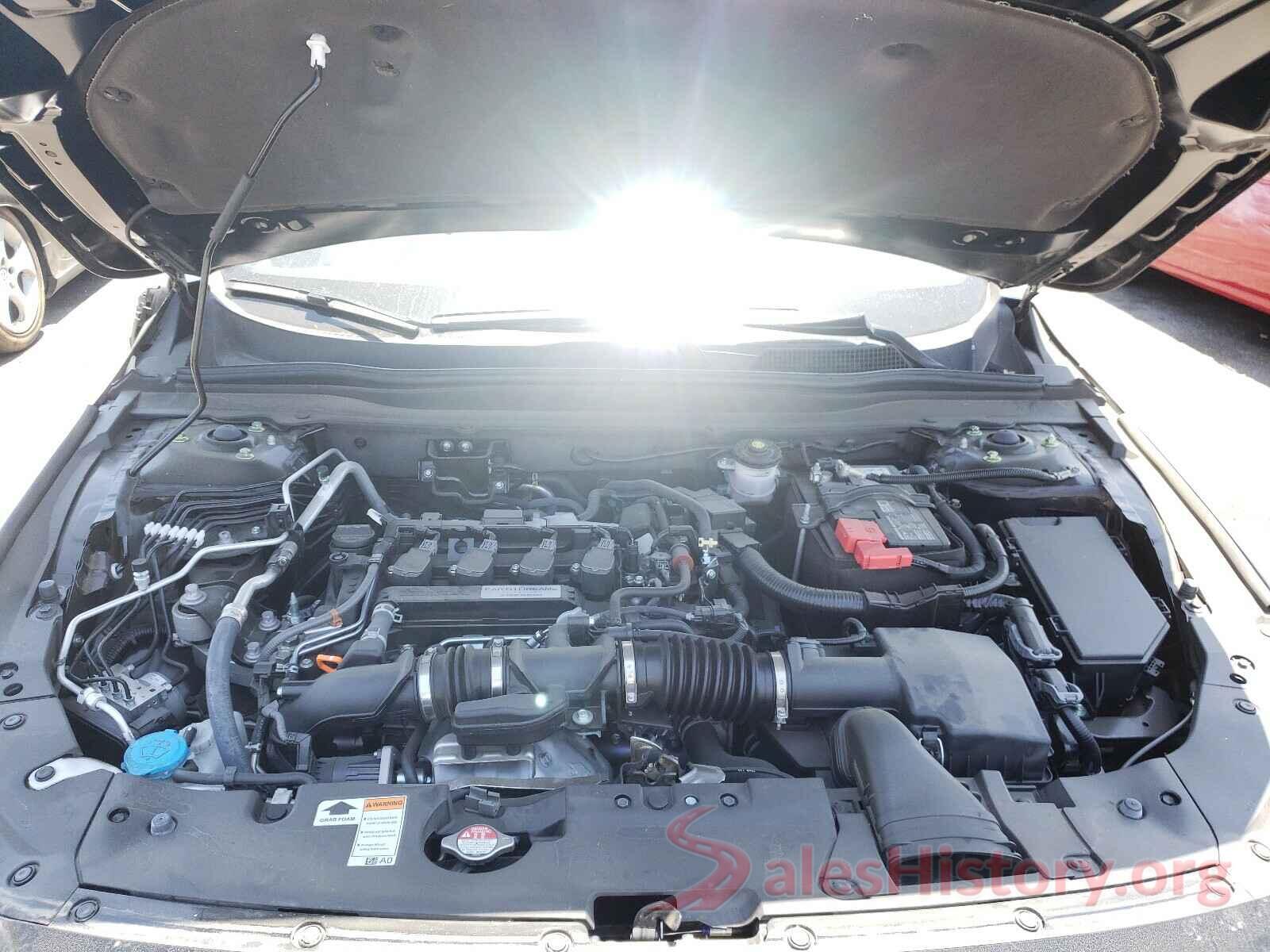 1HGCV1E33KA054317 2019 HONDA ACCORD