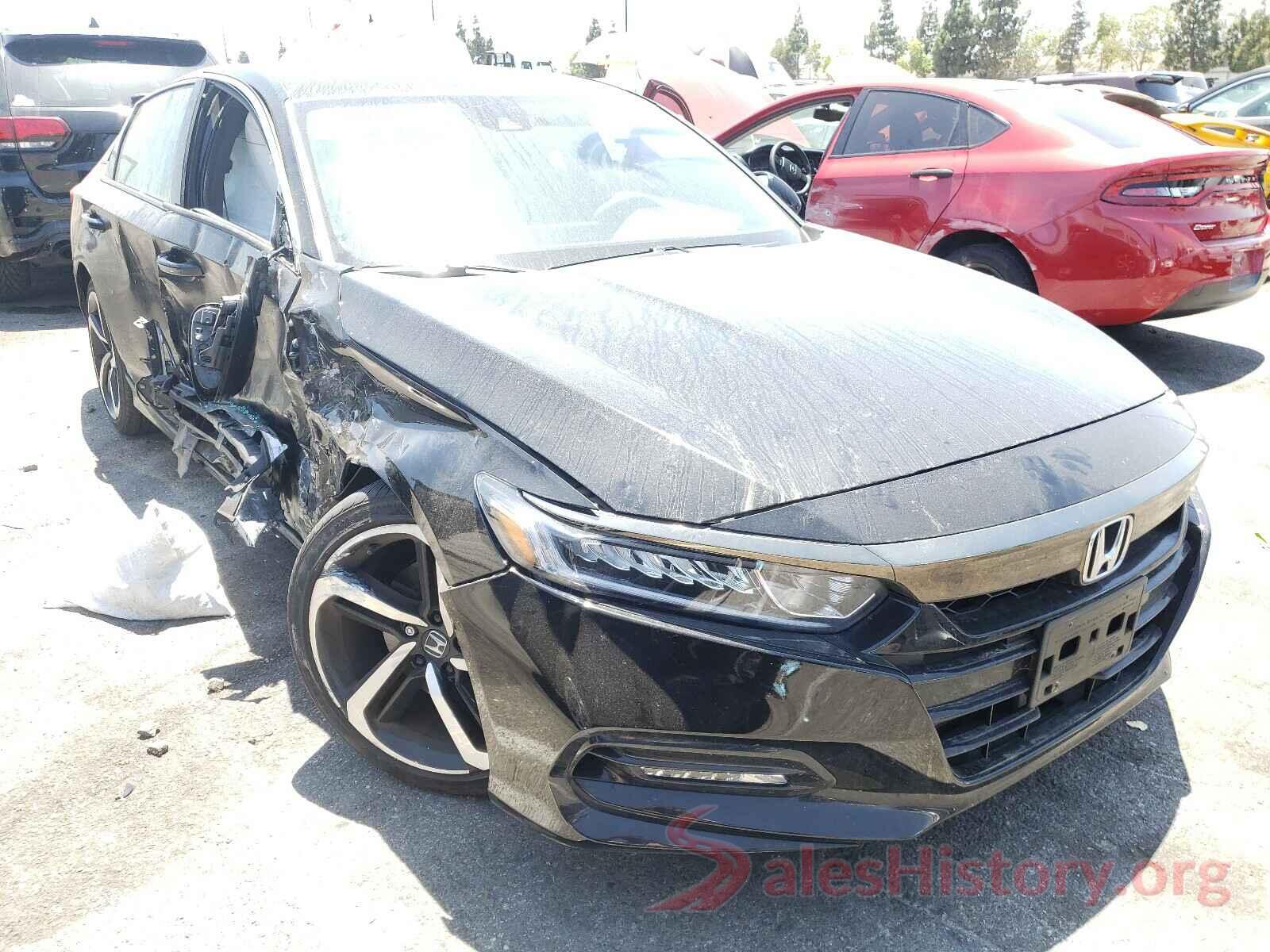 1HGCV1E33KA054317 2019 HONDA ACCORD