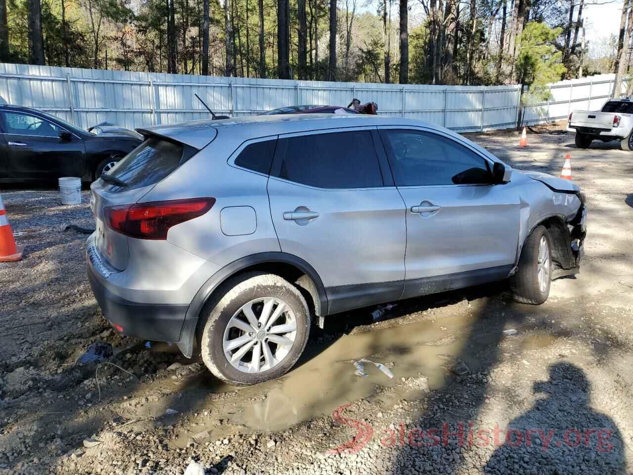 JN1BJ1CP9JW186868 2018 NISSAN ROGUE