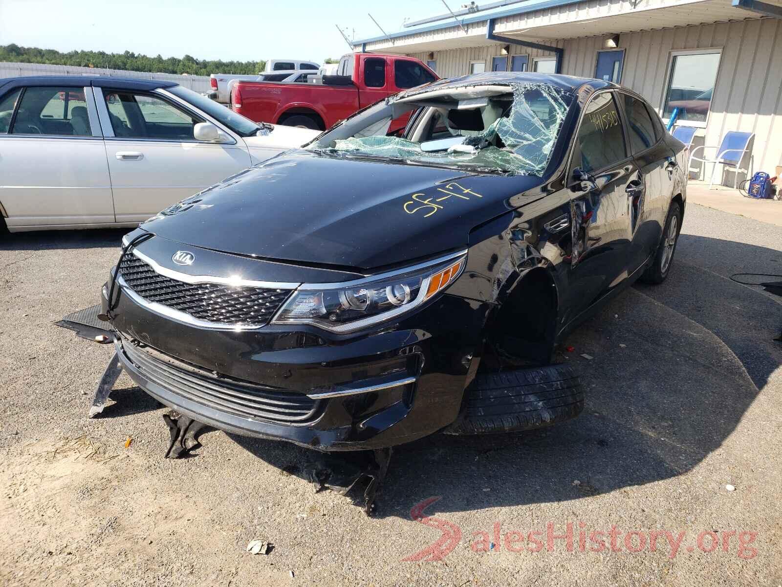 KNAGT4L35H5176606 2017 KIA OPTIMA