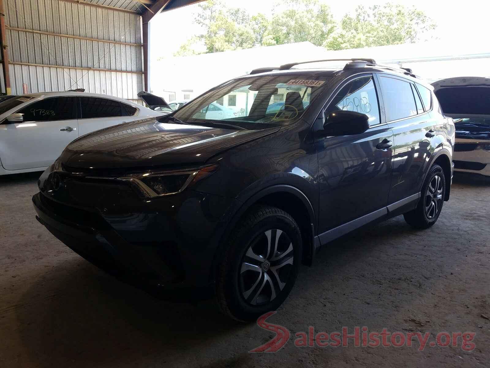 2T3ZFREV1JW453989 2018 TOYOTA RAV4