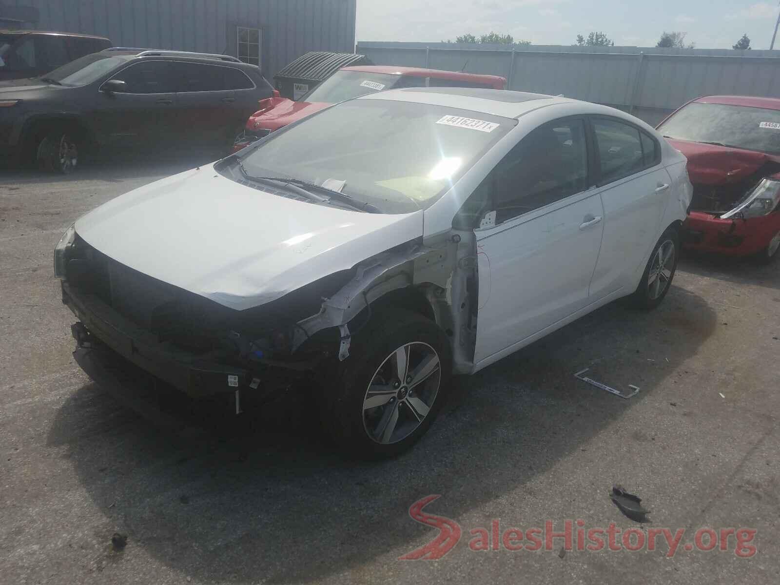 3KPFL4A78JE216613 2018 KIA FORTE