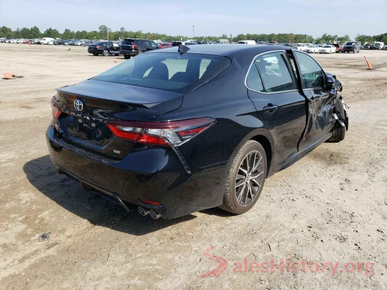 4T1G11AK3MU562065 2021 TOYOTA CAMRY