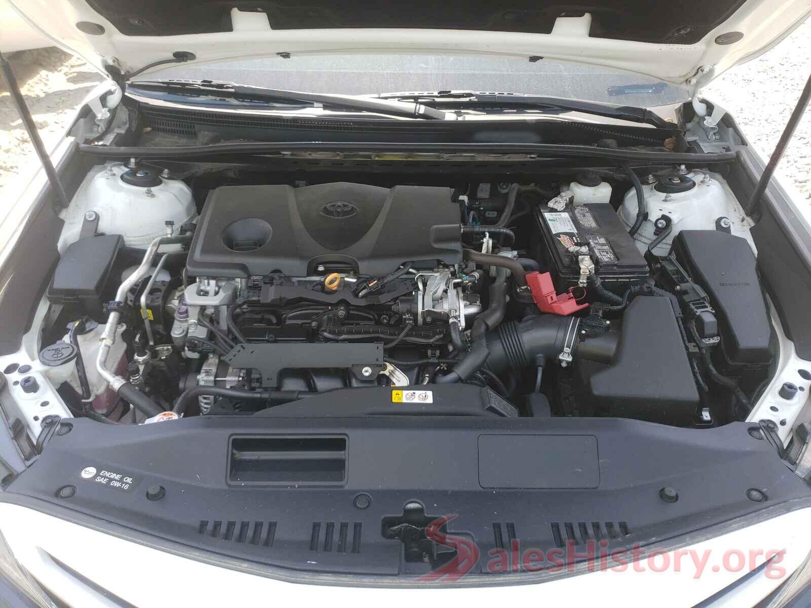 4T1B61HK1JU052228 2018 TOYOTA CAMRY