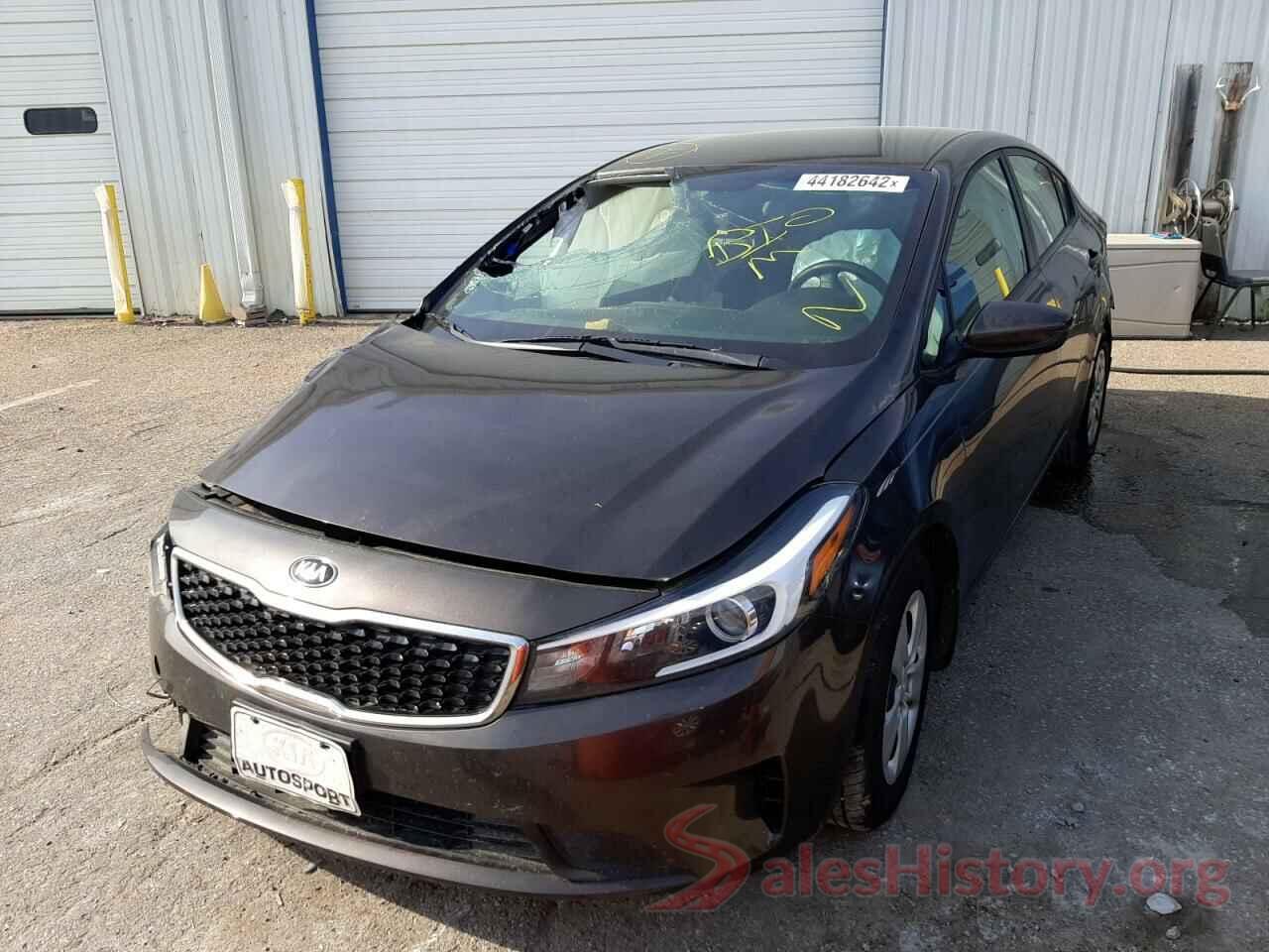 3KPFK4A7XJE219175 2018 KIA FORTE