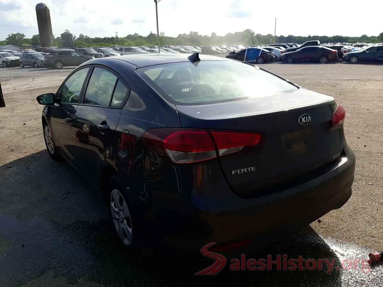 3KPFK4A7XJE219175 2018 KIA FORTE