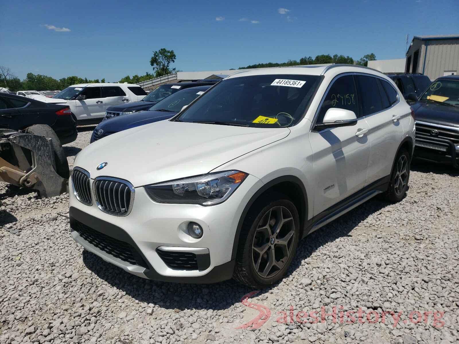 WBXHU7C32J5H42061 2018 BMW X1