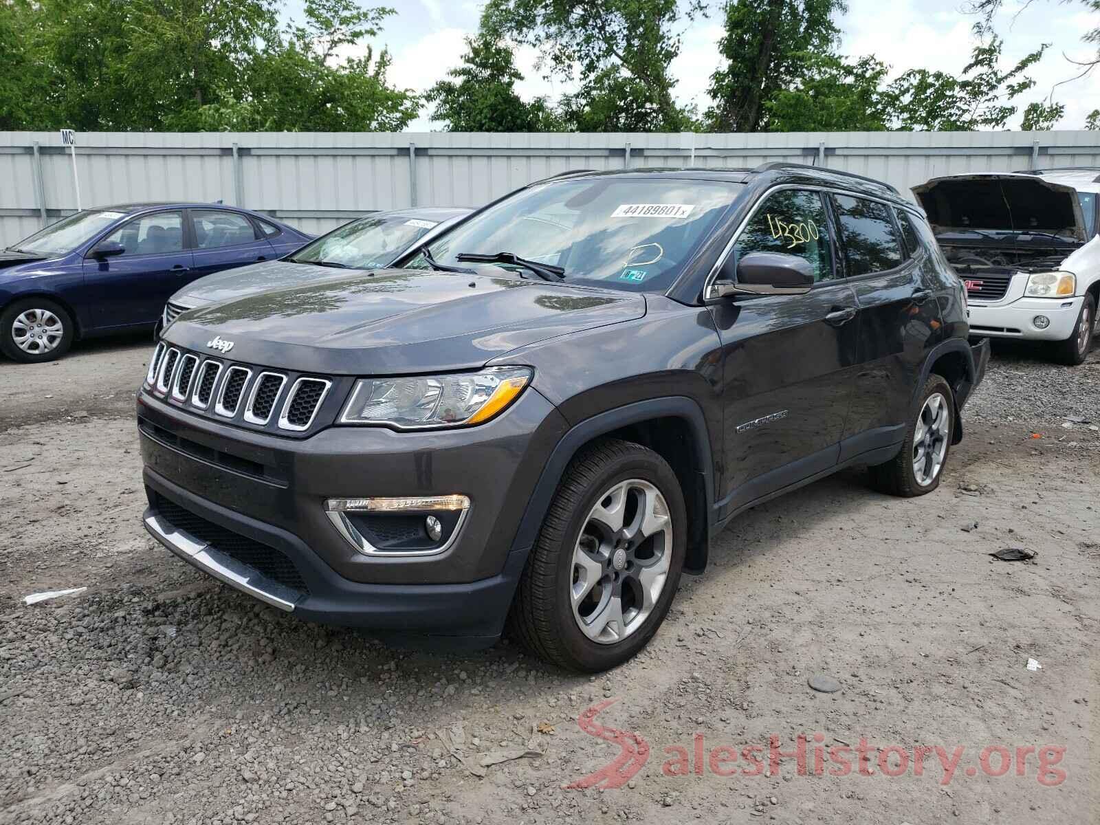 3C4NJDCB5JT163349 2018 JEEP COMPASS