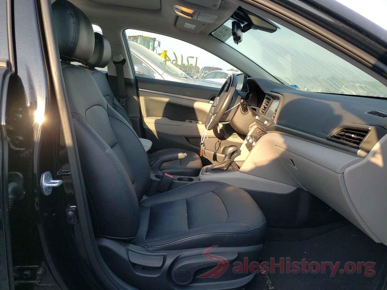 5NPD84LFXKH460676 2019 HYUNDAI ELANTRA