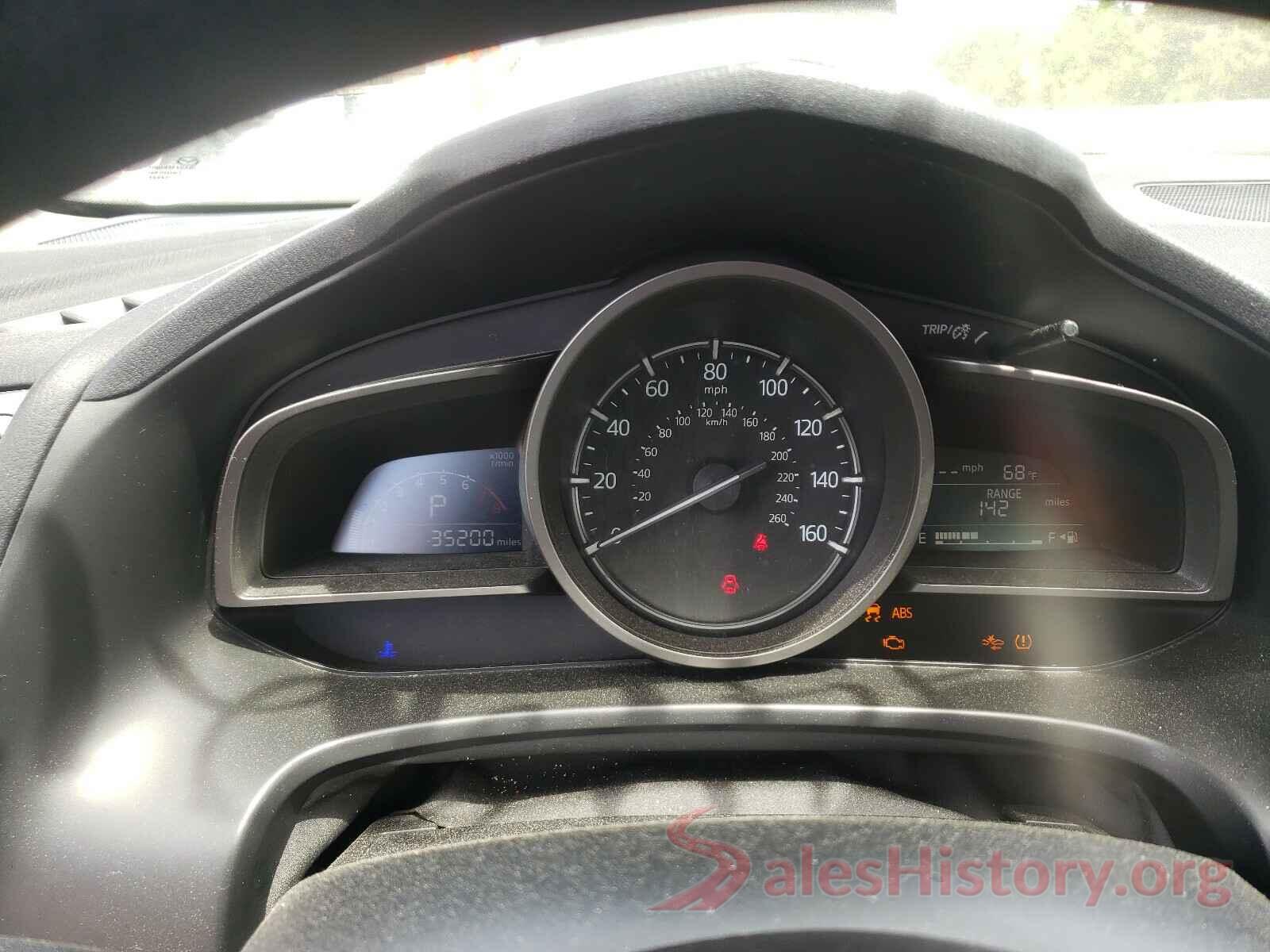 3MZBN1U77JM231075 2018 MAZDA 3