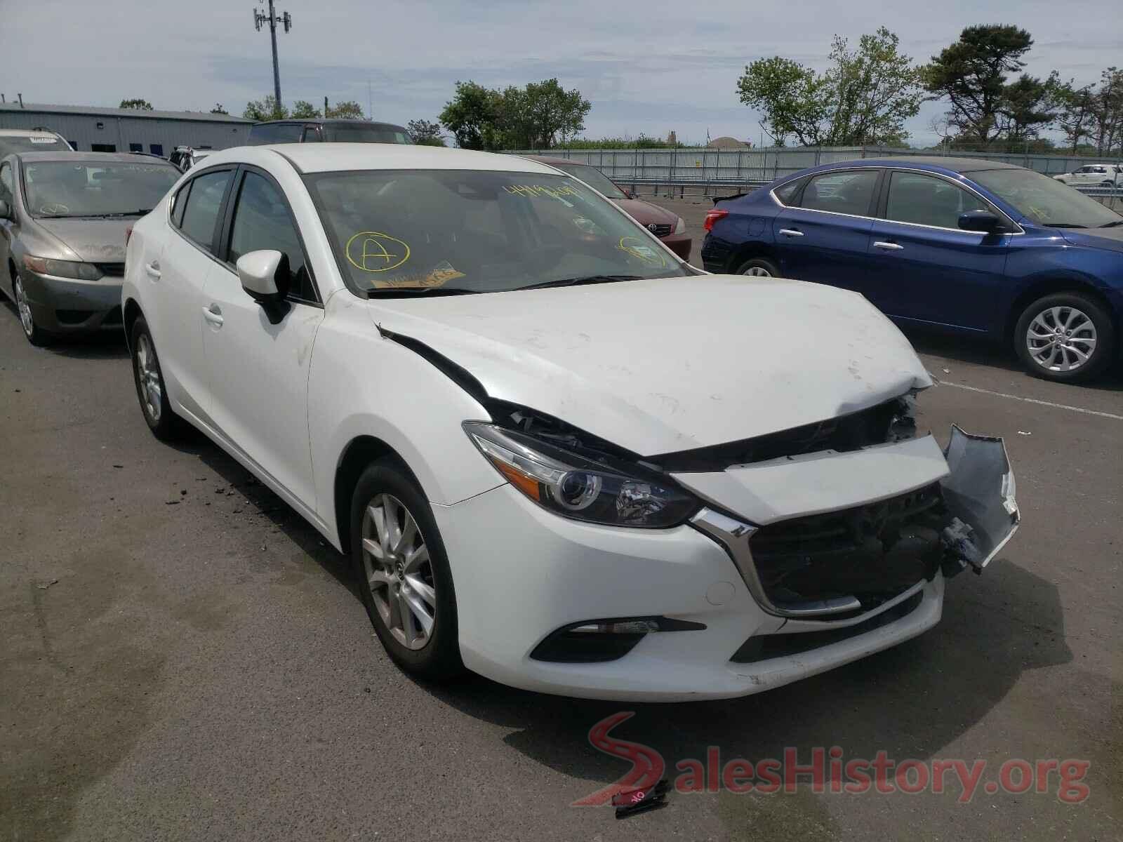 3MZBN1U77JM231075 2018 MAZDA 3