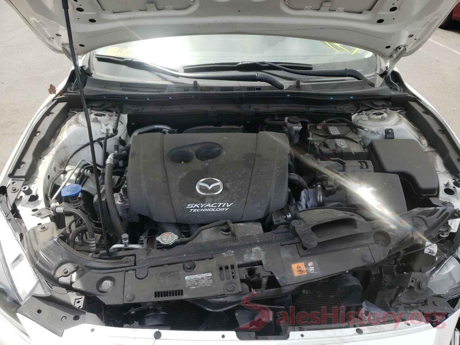 3MZBN1U77JM231075 2018 MAZDA 3