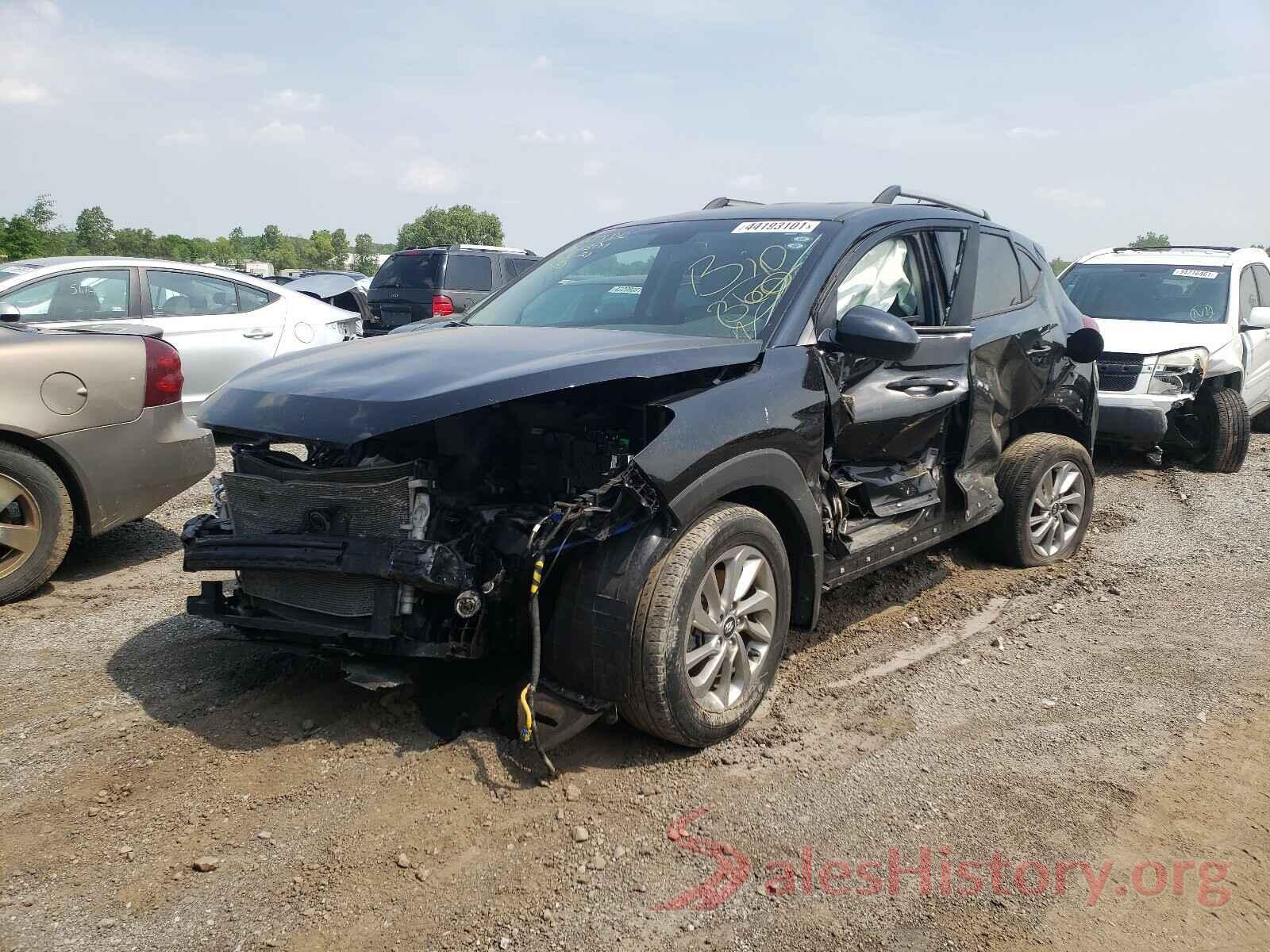 KM8J23A40HU555757 2017 HYUNDAI TUCSON