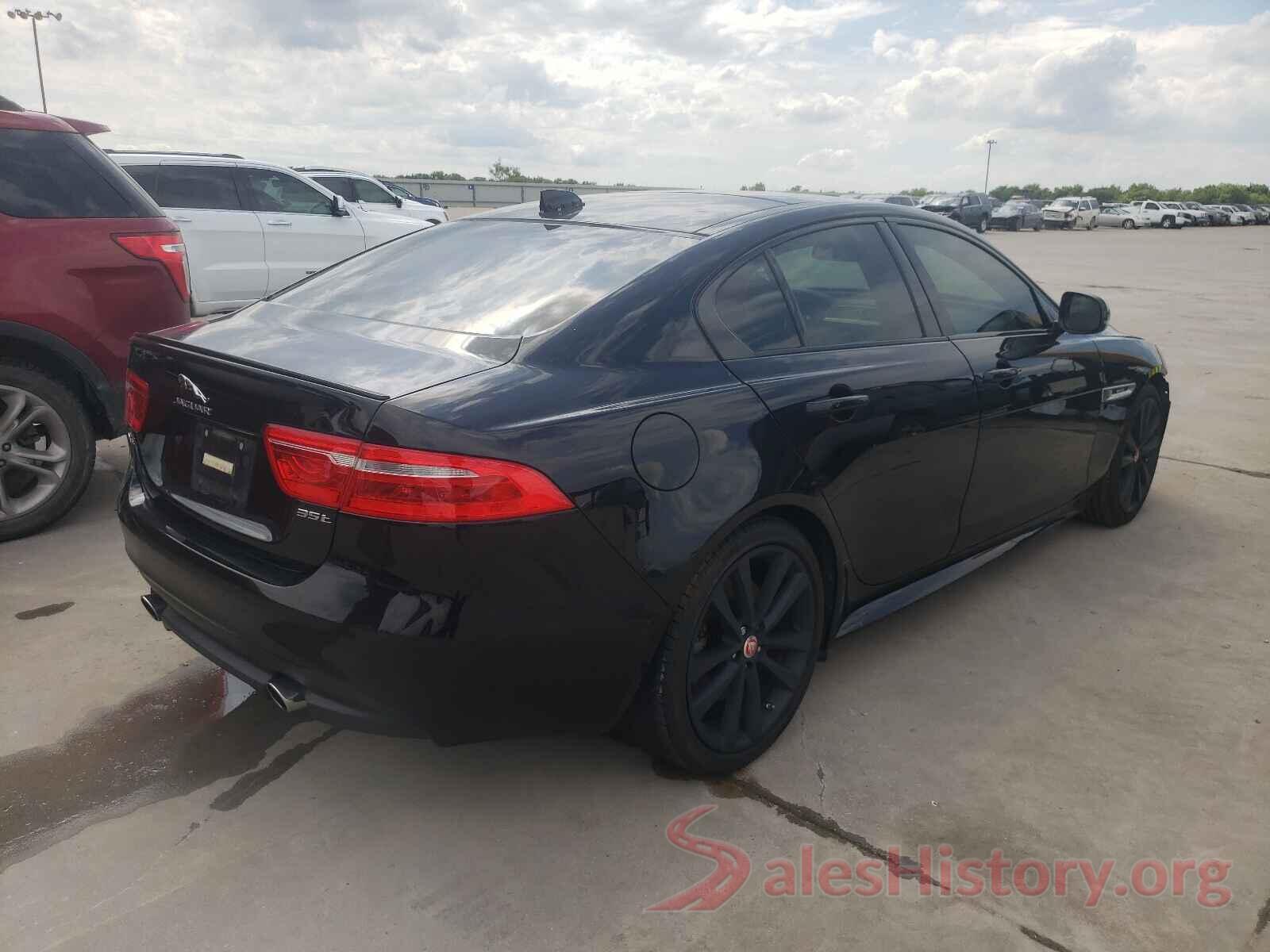 SAJAF4BV4HA963896 2017 JAGUAR XE