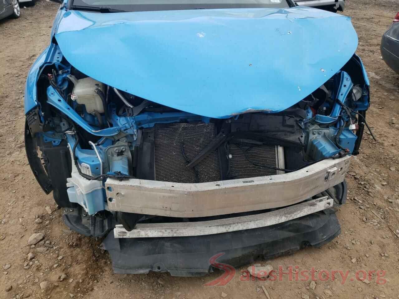 NMTKHMBX7KR072301 2019 TOYOTA C-HR