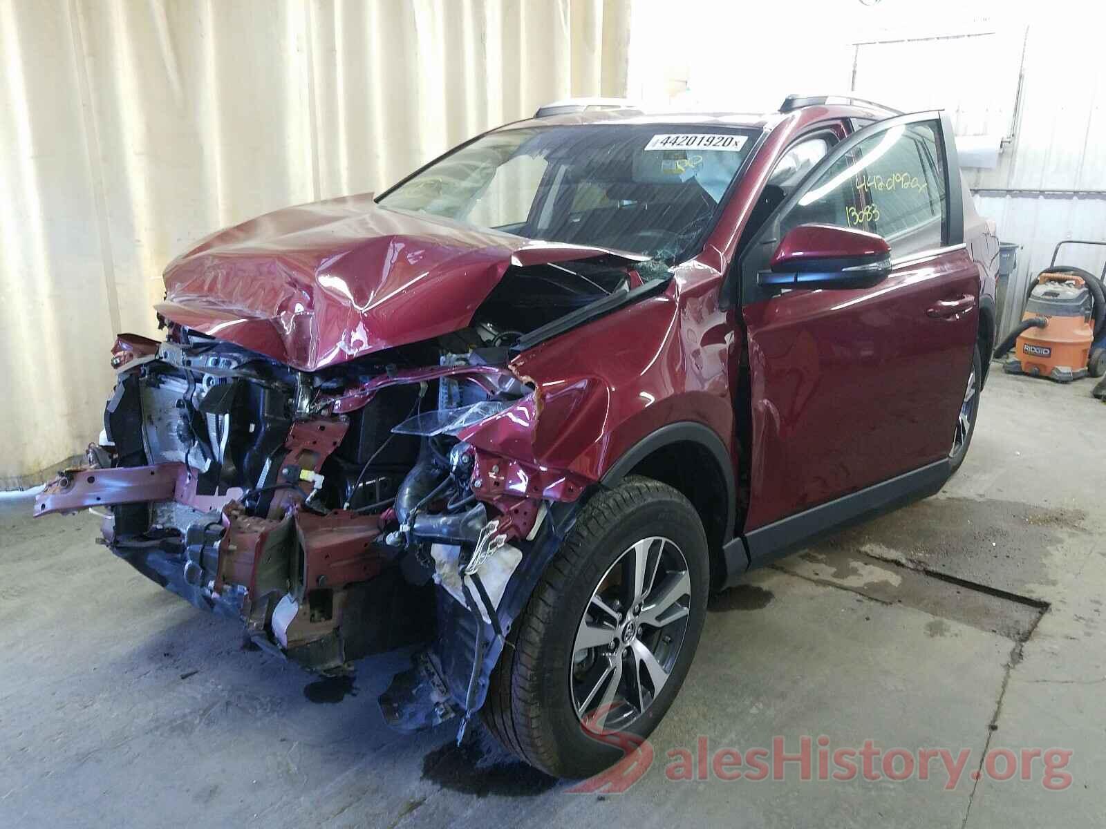 2T3RFREV4JW699953 2018 TOYOTA RAV4