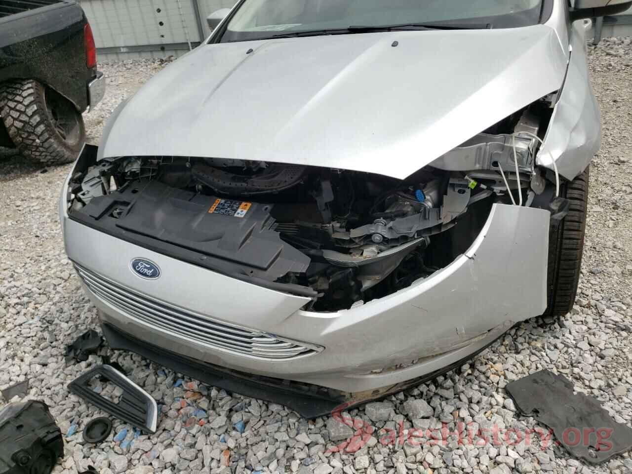 1FADP3J27JL233121 2018 FORD FOCUS