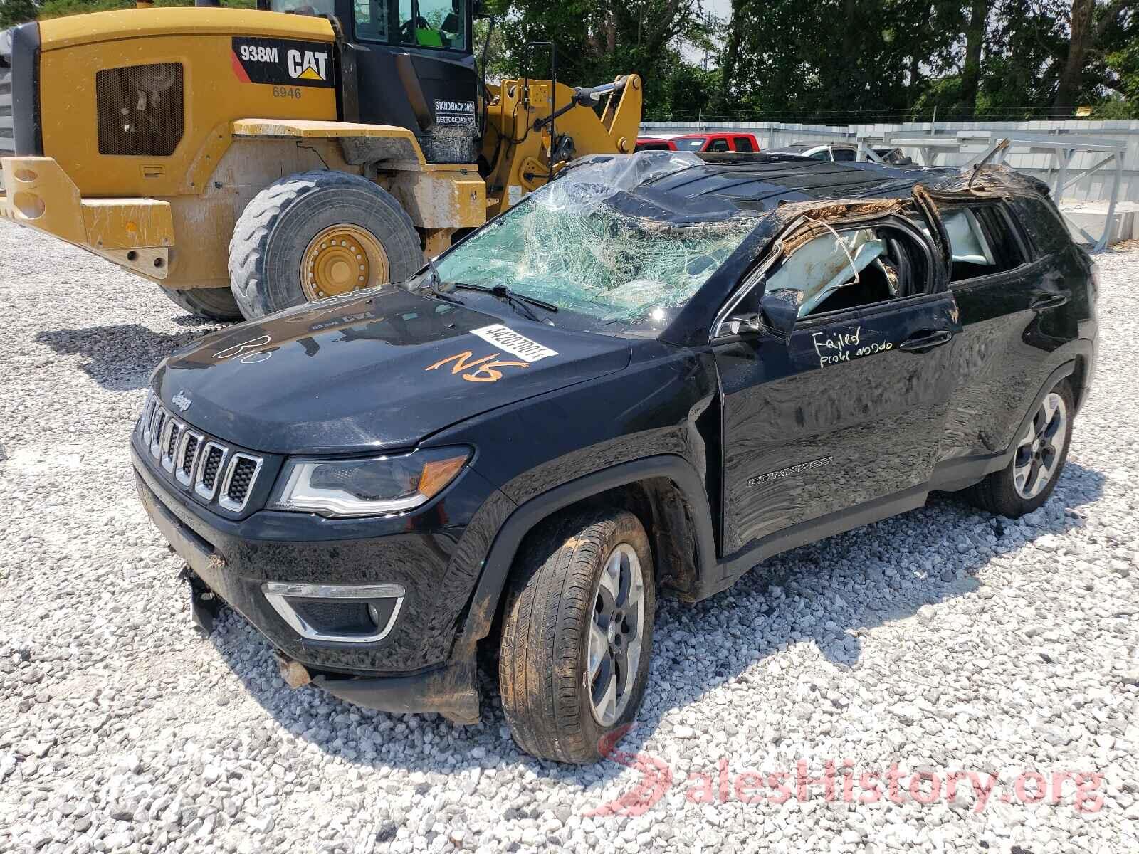 3C4NJDCB3JT333756 2018 JEEP COMPASS