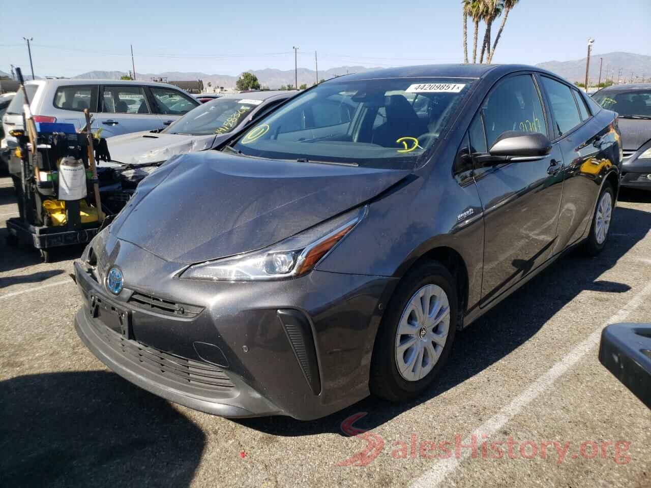 JTDKARFUXK3082891 2019 TOYOTA PRIUS