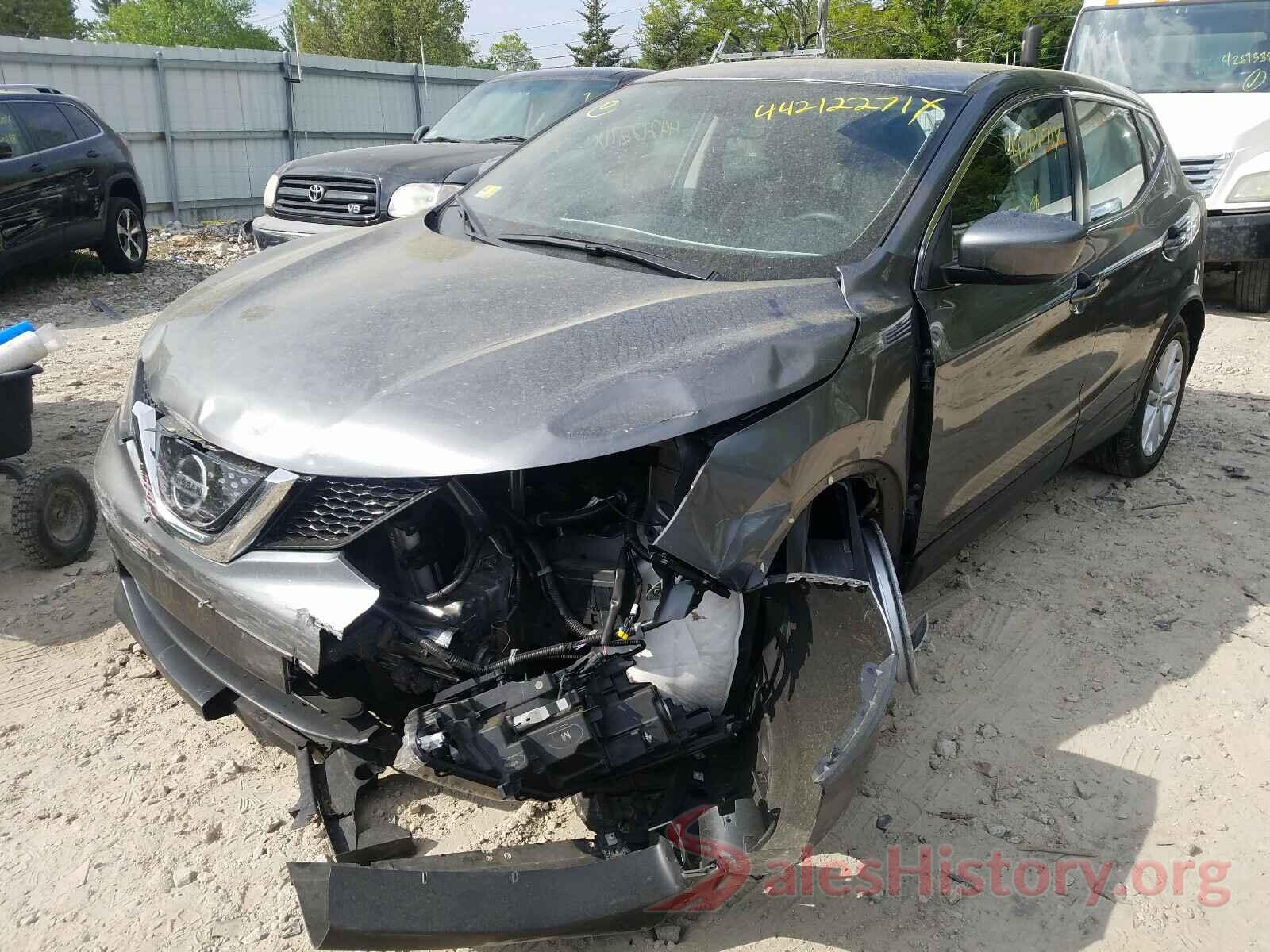 JN1BJ1CR4JW268850 2018 NISSAN ROGUE