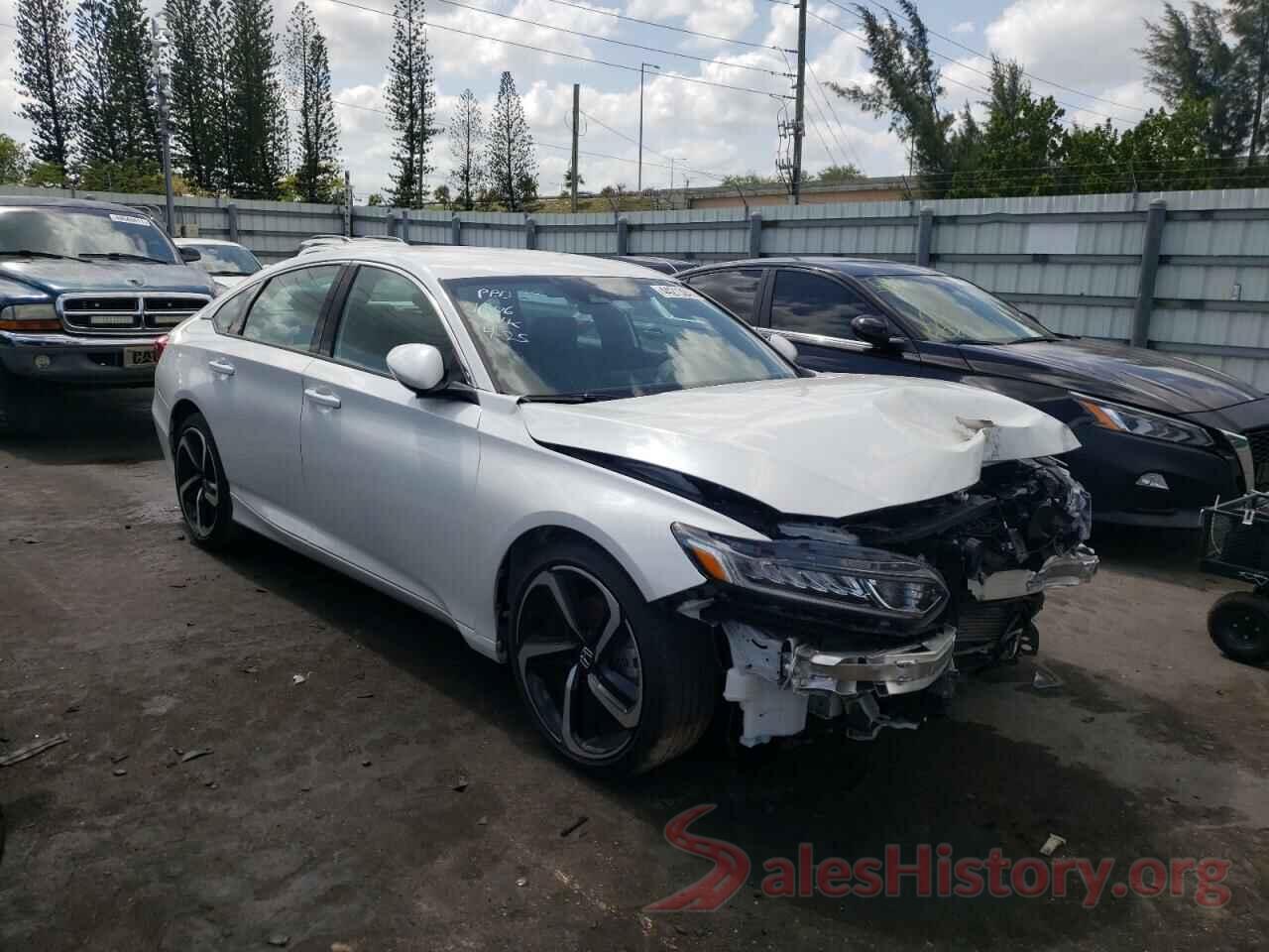 1HGCV1F30KA151506 2019 HONDA ACCORD